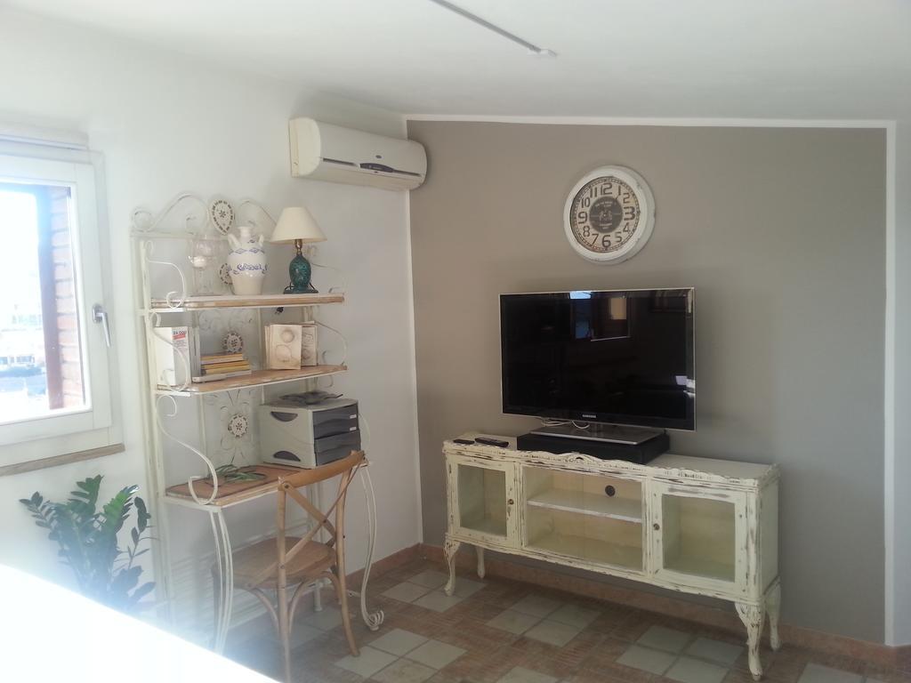 Appartamento Mansardato Anda&Torra Castelsardo Exterior foto