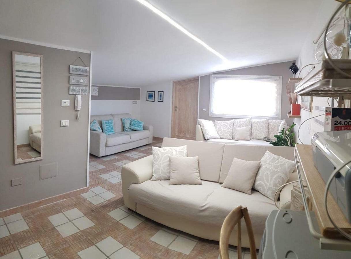 Appartamento Mansardato Anda&Torra Castelsardo Exterior foto
