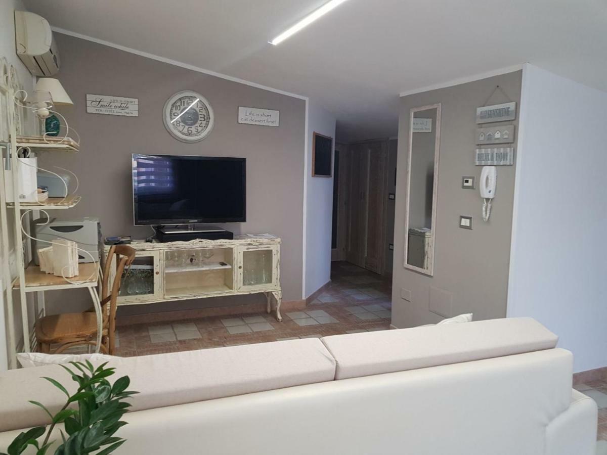 Appartamento Mansardato Anda&Torra Castelsardo Exterior foto
